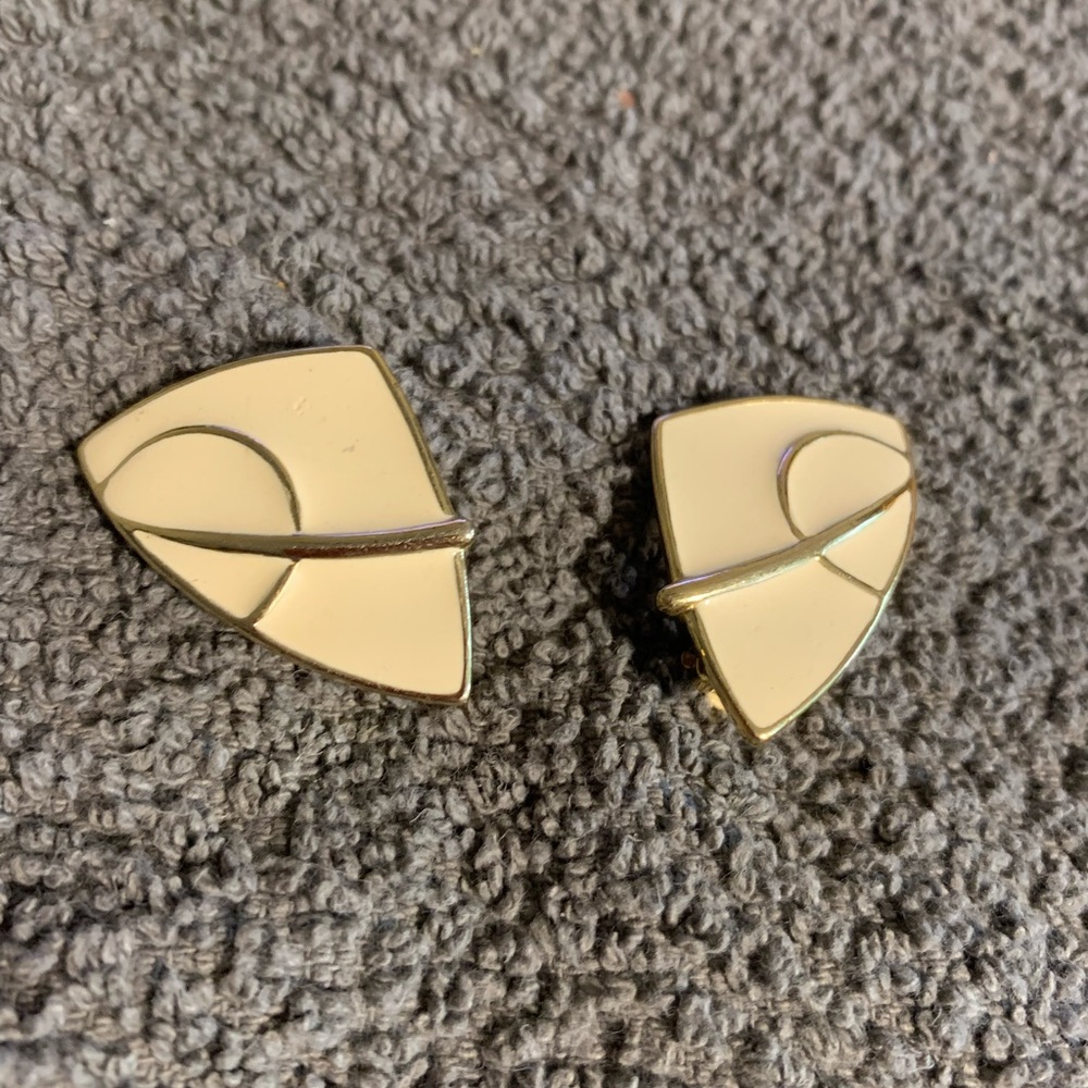 Trifari vintage cream and gold colored enamel clip earrings